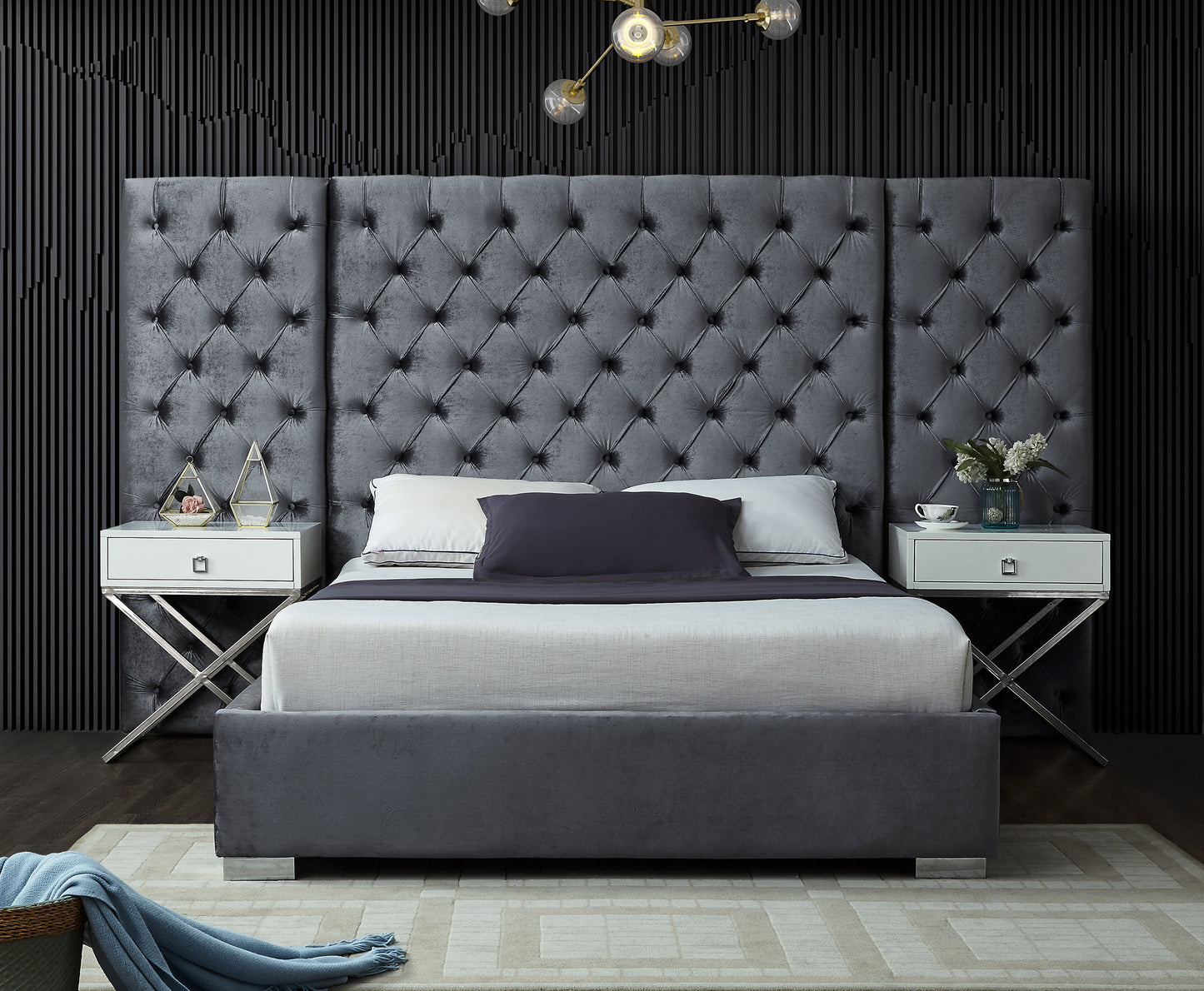 Grande Velvet Bed